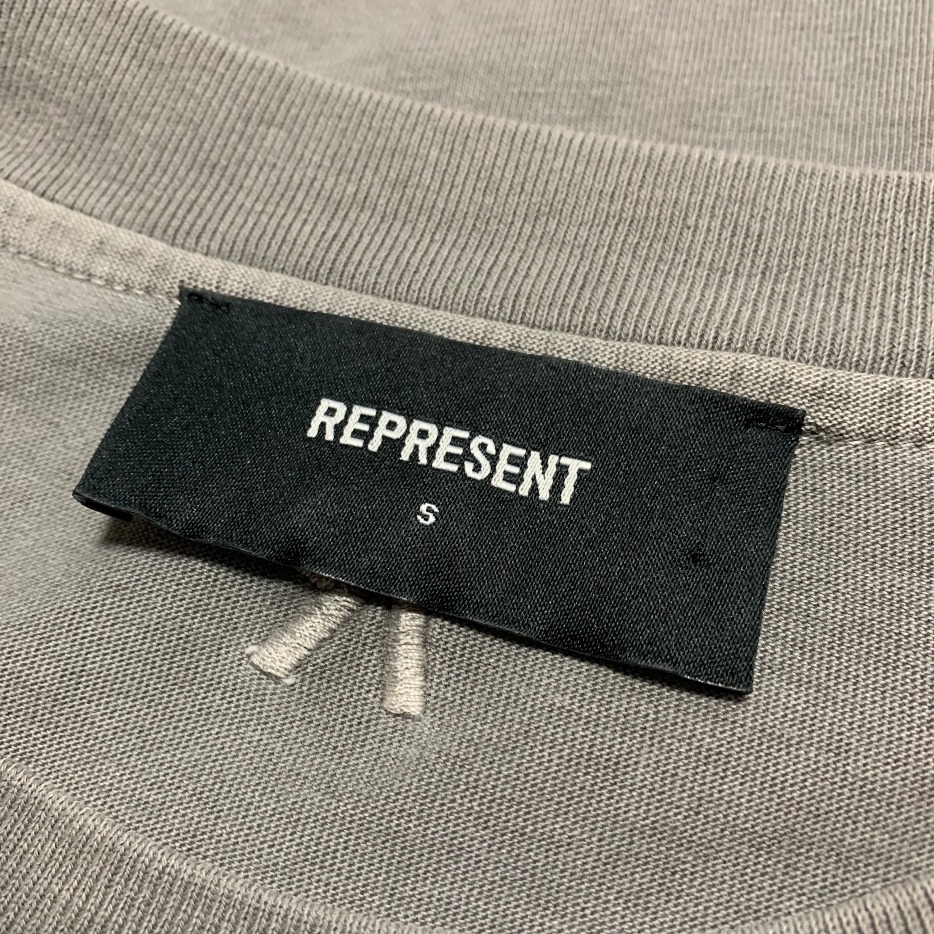 Represent Small Initial Ultimate Grey Tee