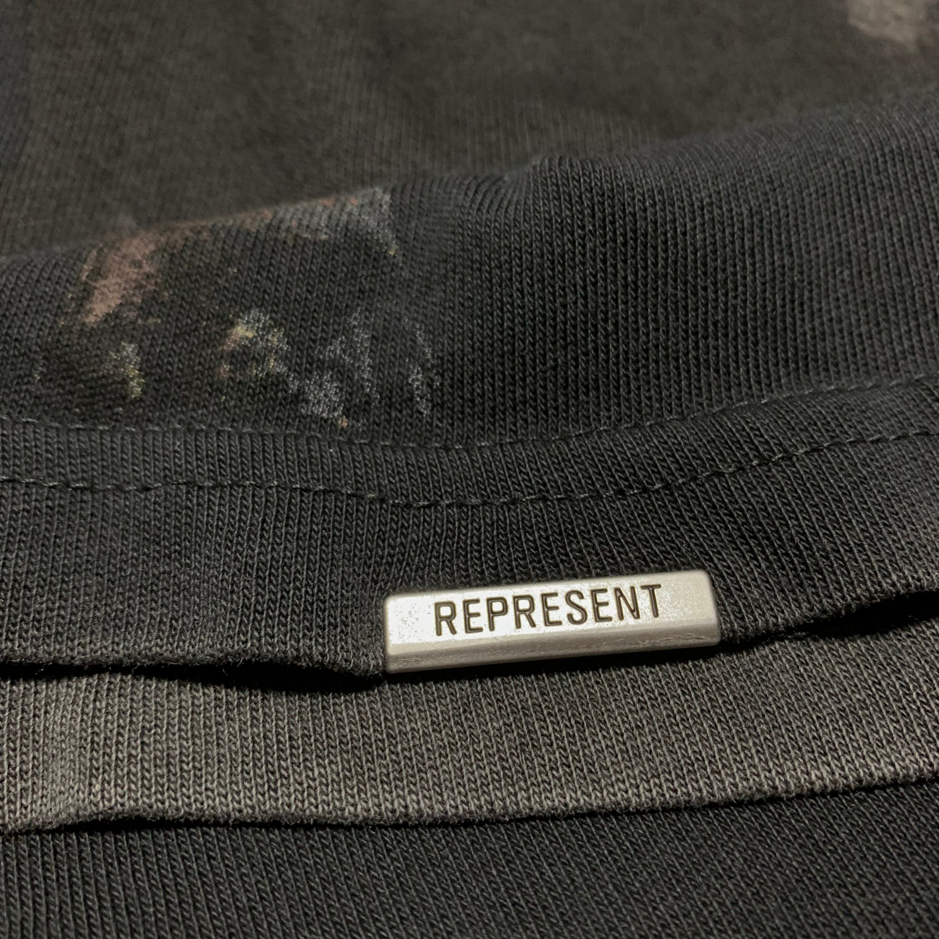 Represent Medium Thoroughbred Dog Vintage Black Tee