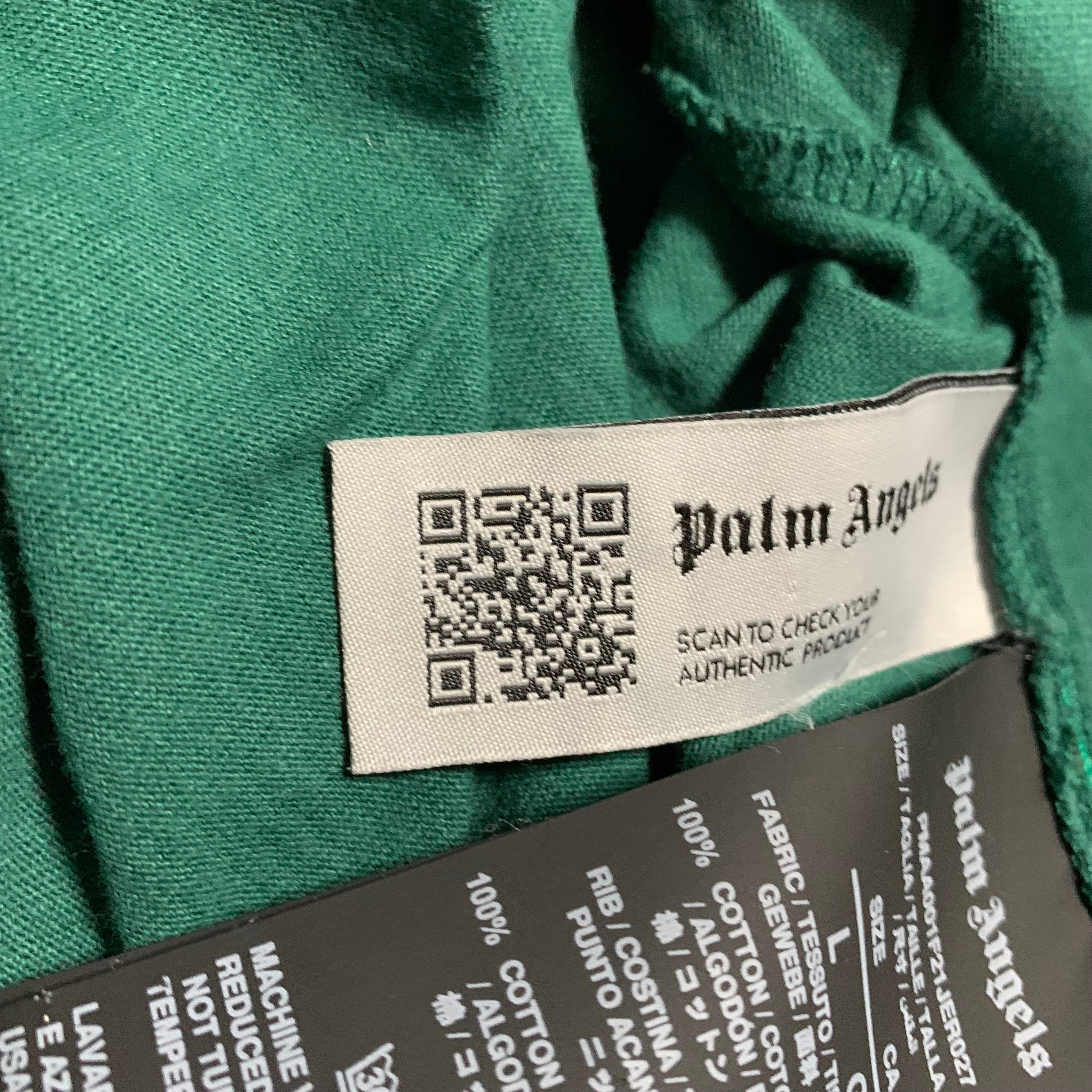 Palm Angels Large Classic Bear Sprayed Star Green Tee