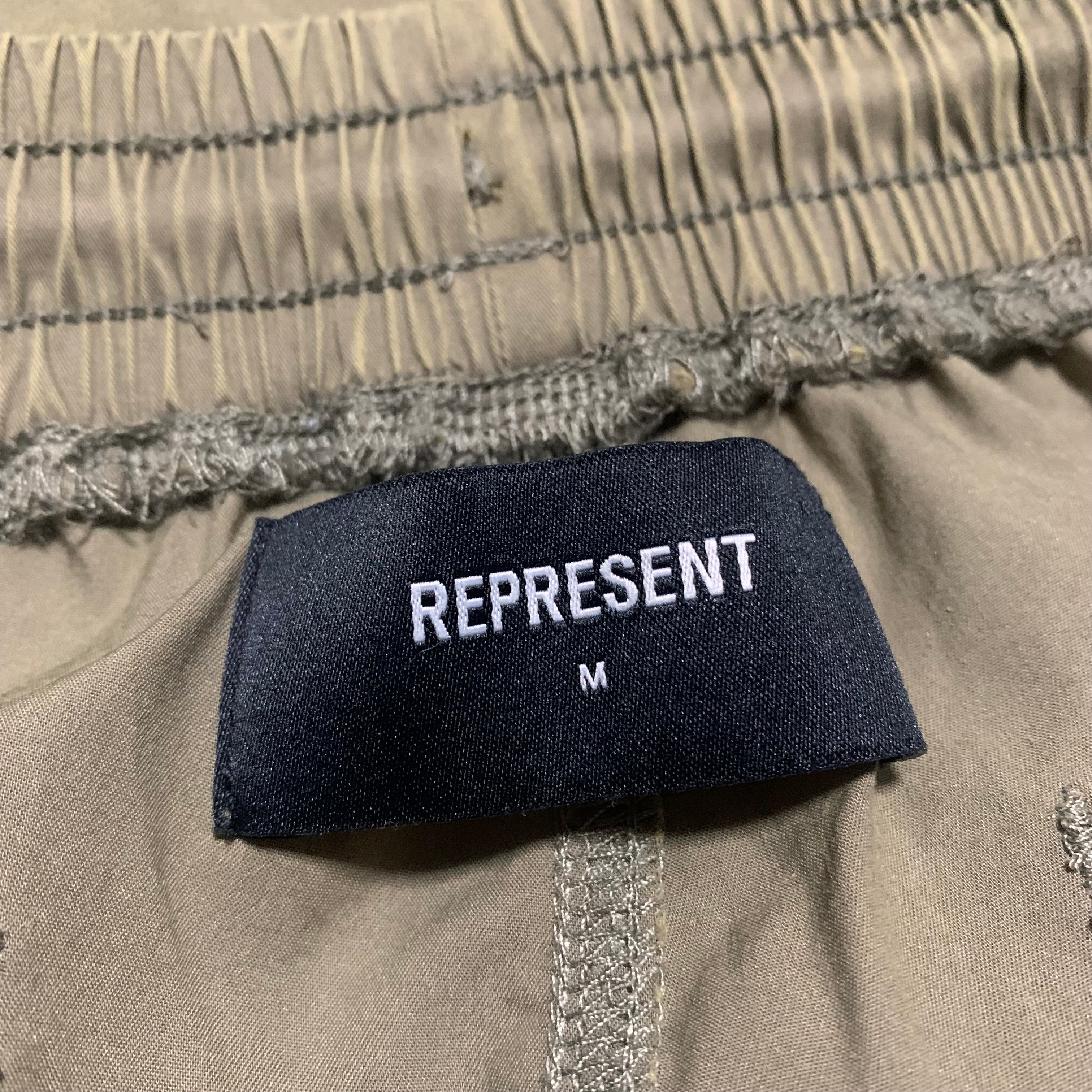 Represent Medium Shorts Logo Khaki Green Bottoms