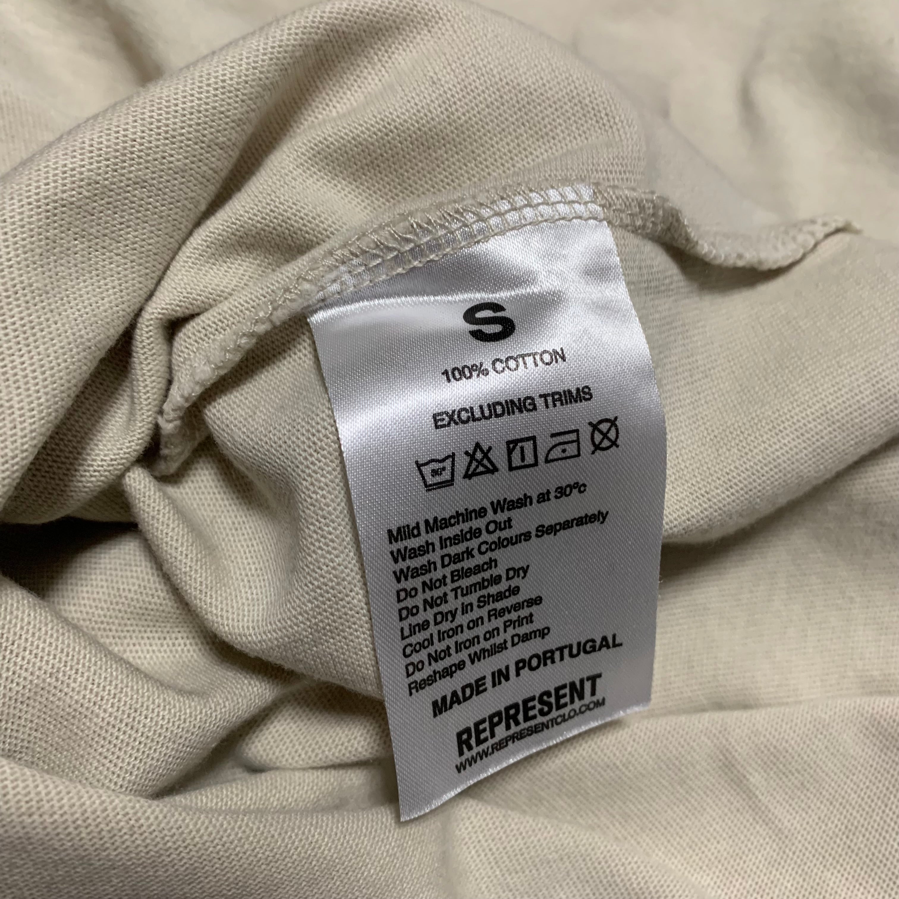 Represent Small Feel The Heat Vintage White Tee